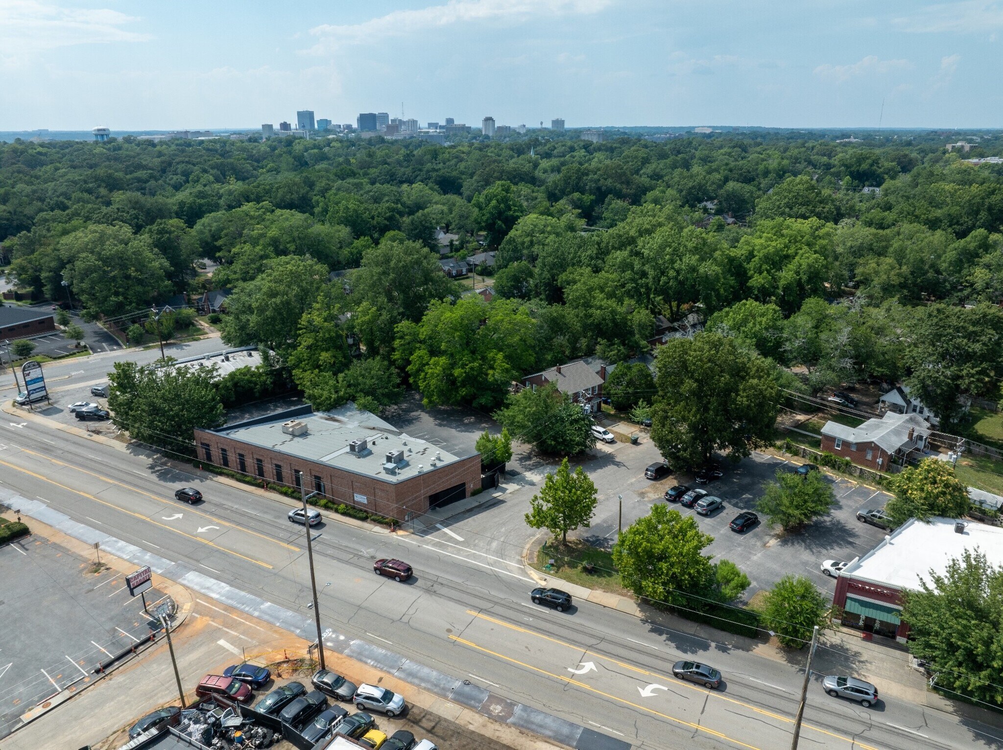 2719 Rosewood Dr, Columbia, SC for lease Building Photo- Image 1 of 10