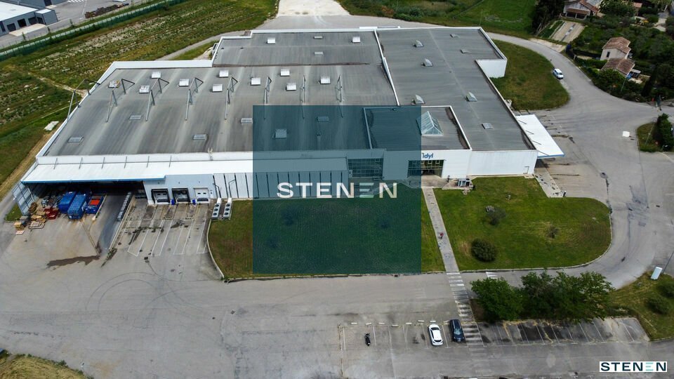 Chemin Du Barret, Châteaurenard for lease - Building Photo - Image 2 of 9