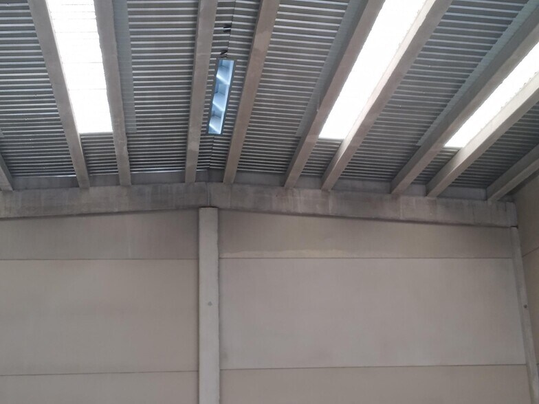 Industrial in Riba-roja de Túria for lease - Building Photo - Image 3 of 6