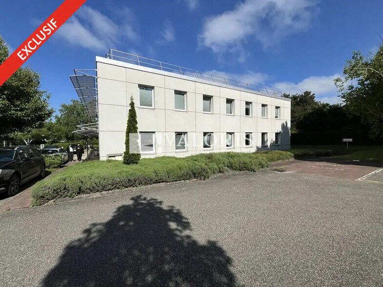 Bureau dans Saint-Priest à vendre - Photo du bâtiment - Image 3 de 12