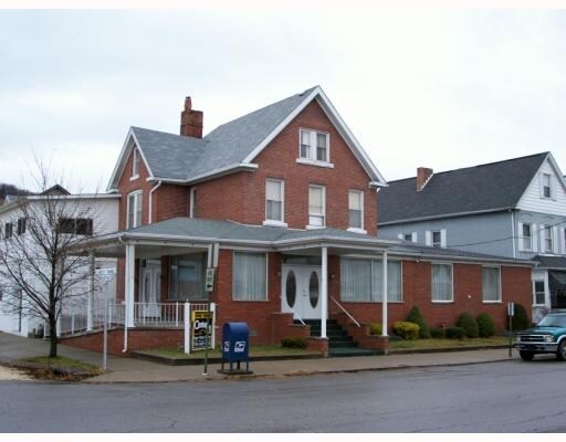 701 4th Ave, Ford City, PA à vendre Photo principale- Image 1 de 11
