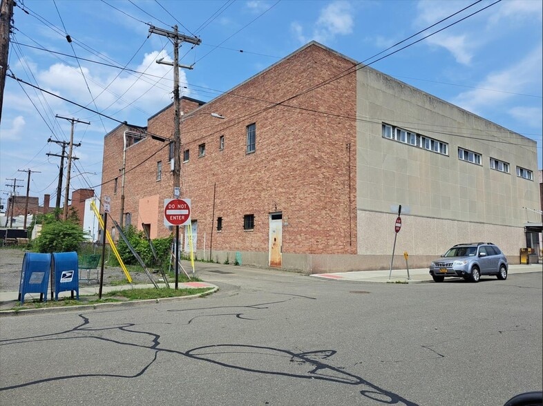 140-134 Washington Ave, Endicott, NY for lease - Building Photo - Image 2 of 5