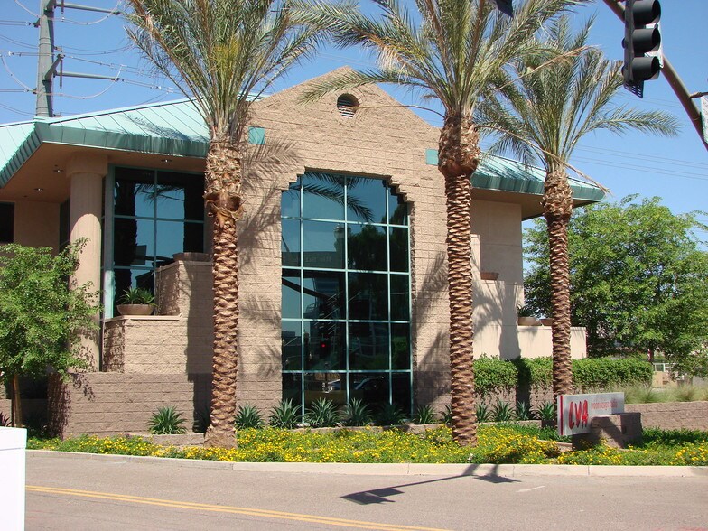 120 S Ash Ave, Tempe, AZ à louer - Photo du bâtiment - Image 1 de 30