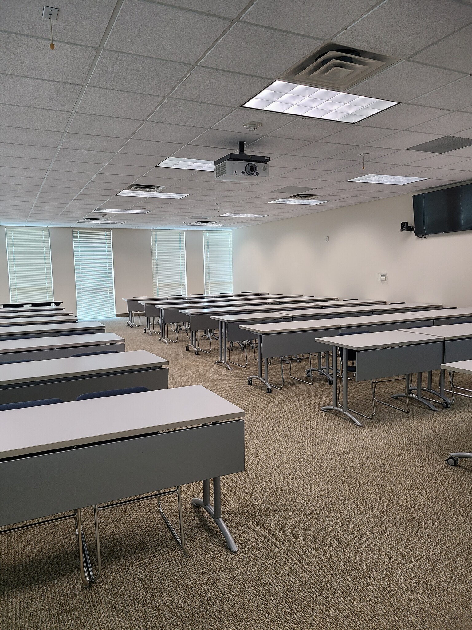 8501 SW 124th Ave, Miami, FL à louer Photo principale- Image 1 de 4