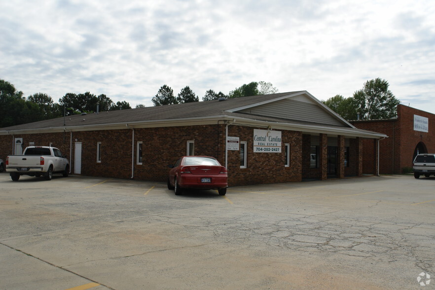 2530 W Roosevelt Blvd, Monroe, NC for sale - Primary Photo - Image 1 of 1