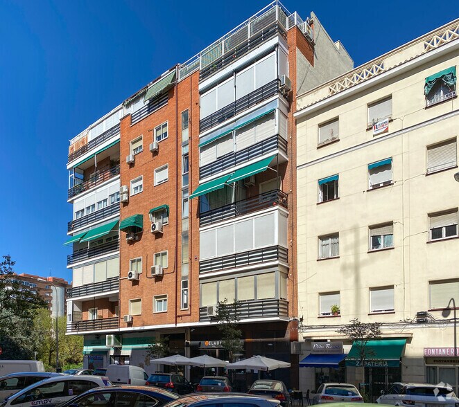 Calle de Víctor Andrés Belaúnde, 22, Madrid, Madrid à louer - Photo du bâtiment - Image 2 de 4