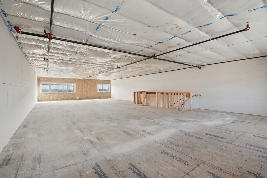 4518 North Forestdale Drive Building 54, Park City, UT for sale - Interior Photo - Image 3 of 17