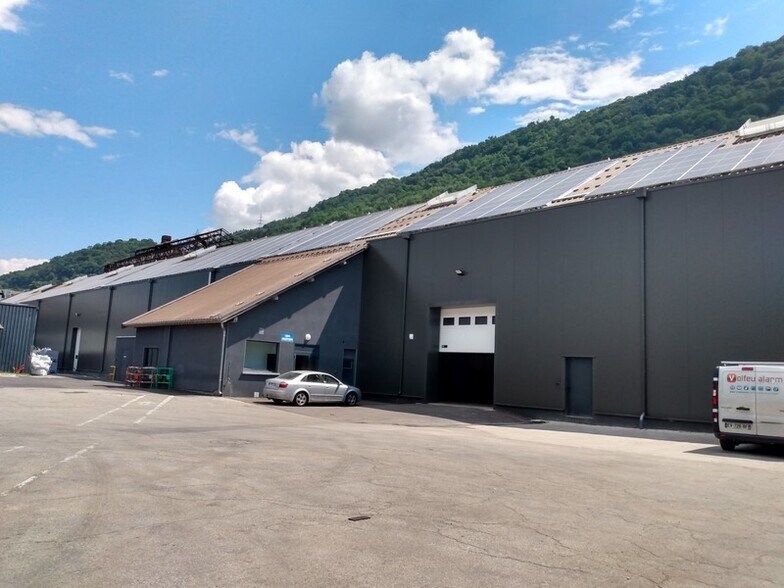 Industrial in Pontcharra for lease - Building Photo - Image 3 of 8