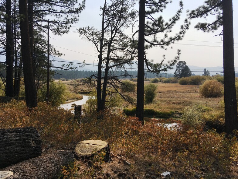 2440 Lake Tahoe Blvd, South Lake Tahoe, CA for sale - Building Photo - Image 3 of 10