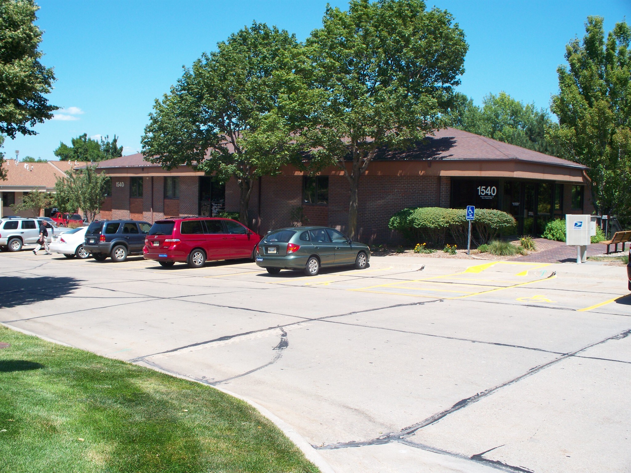 1540 S 70th St, Lincoln, NE for lease Primary Photo- Image 1 of 7