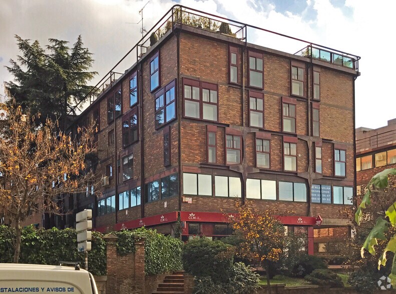 Calle Hernández Tejada, 12, Madrid, Madrid à louer - Photo principale - Image 1 de 1