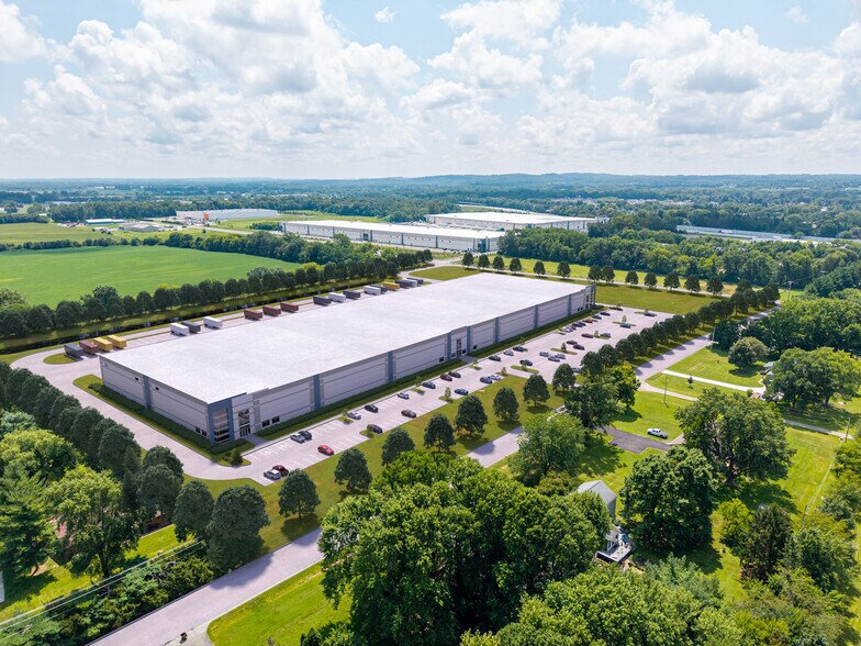 Robinett Way, Canal Winchester, OH for lease - Building Photo - Image 2 of 3