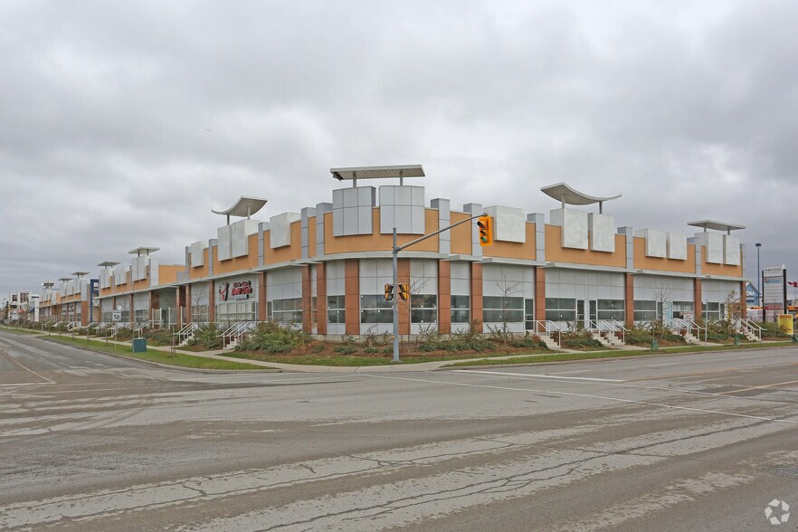 127 Lebovic Ave, Toronto, ON à vendre - Photo principale - Image 1 de 1