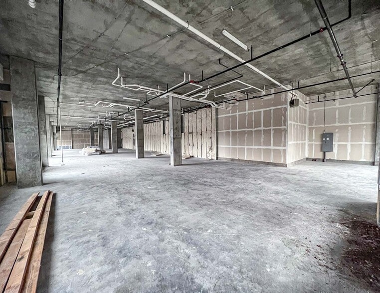 1378 NW 18th Ave, Portland, OR for lease - Building Photo - Image 3 of 39