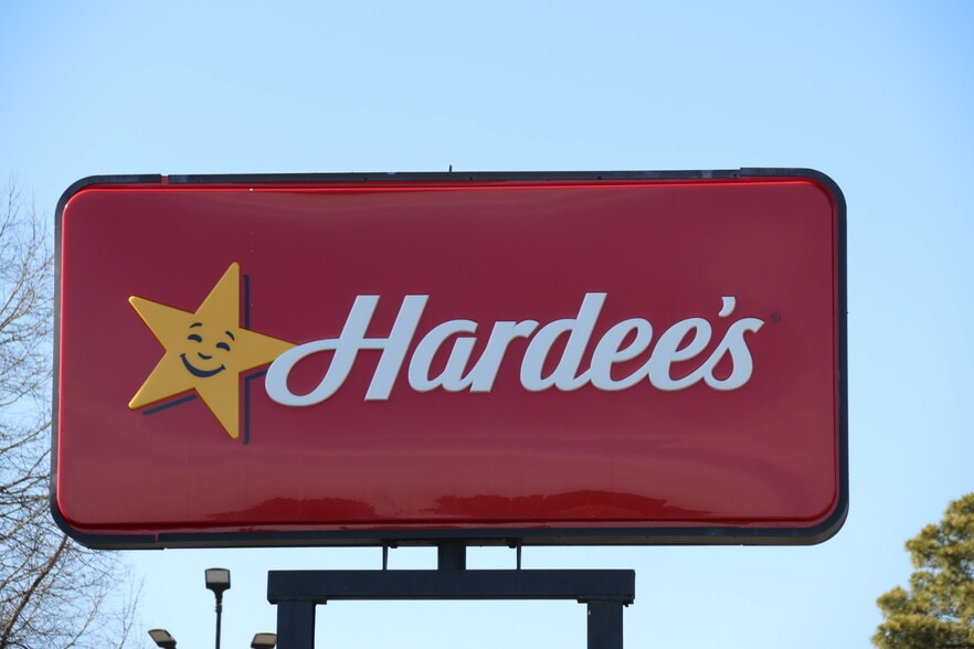 1701 Market St, Pocomoke City, MD for lease - Building Photo - Image 2 of 8