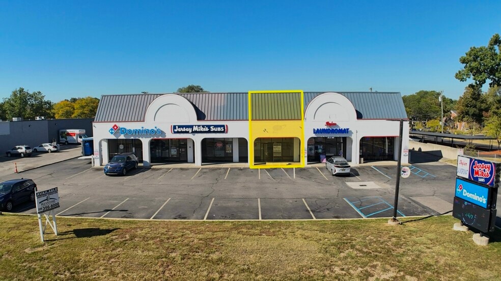 8017-8067 N Wayne Rd, Westland, MI for lease - Building Photo - Image 2 of 7