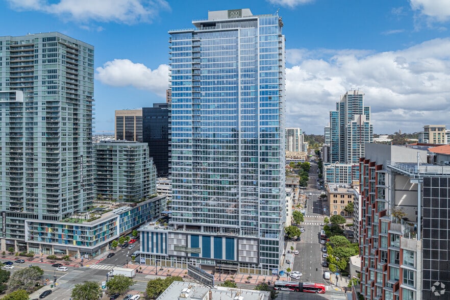 800 Broadway, San Diego, CA for lease - Building Photo - Image 2 of 58