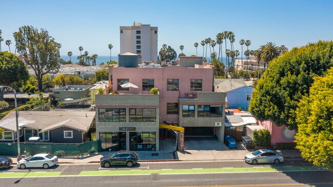 Plus de détails pour 2110 Main St, Santa Monica, CA - Bureau à vendre