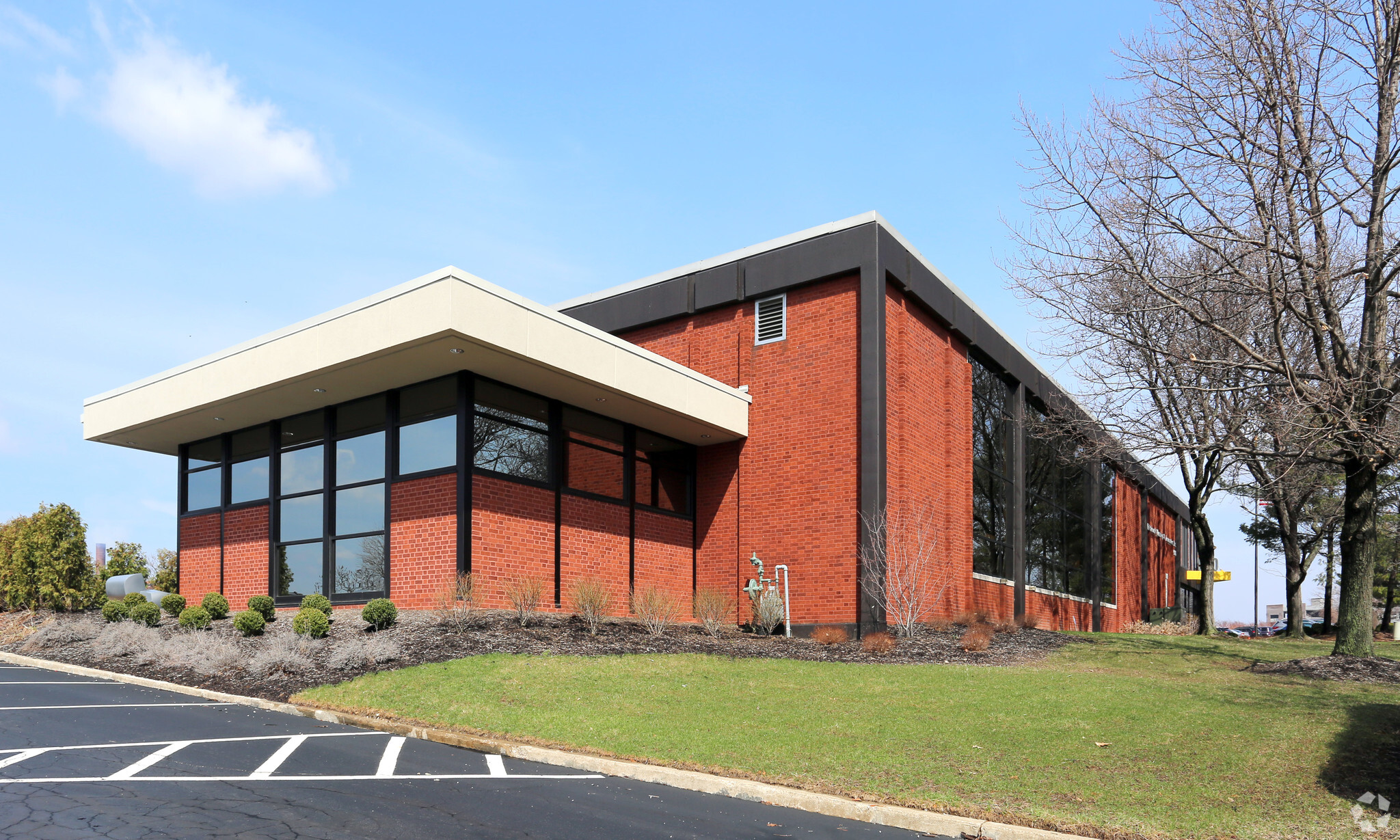 500 Wolf Ledges Pky, Akron, OH for sale Building Photo- Image 1 of 1