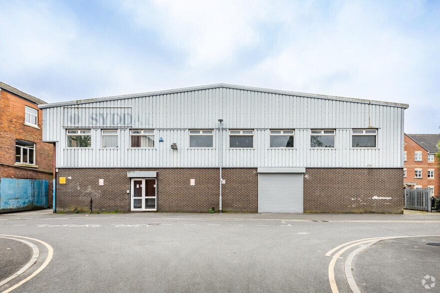 Palatine St, Manchester for lease - Building Photo - Image 2 of 4