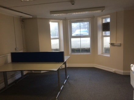 19-20 Gold Tops, Newport à louer Photo intérieure- Image 1 de 2