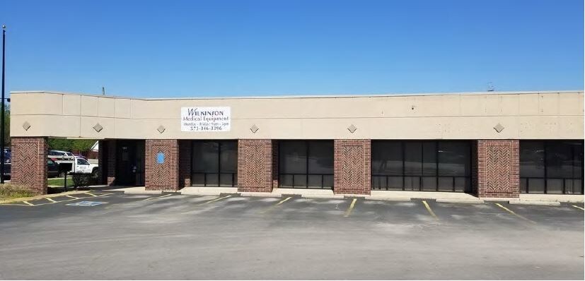 141 W Elm St, Lebanon, MO for lease Primary Photo- Image 1 of 15