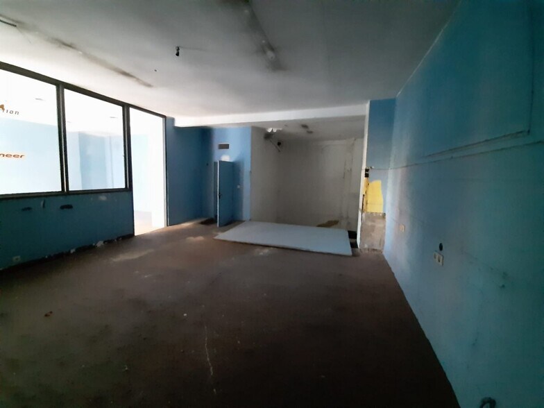 Commerce de détail dans Cáceres à louer - Photo du bâtiment - Image 2 de 6