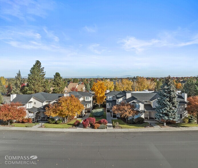 2422-2444 NE Conners Ave Bnd, Bend, OR à vendre - Photo du bâtiment - Image 2 de 15