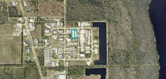 Plus de détails pour 10161 Mallory Pky, Saint James City, FL - Industriel/Logistique à louer