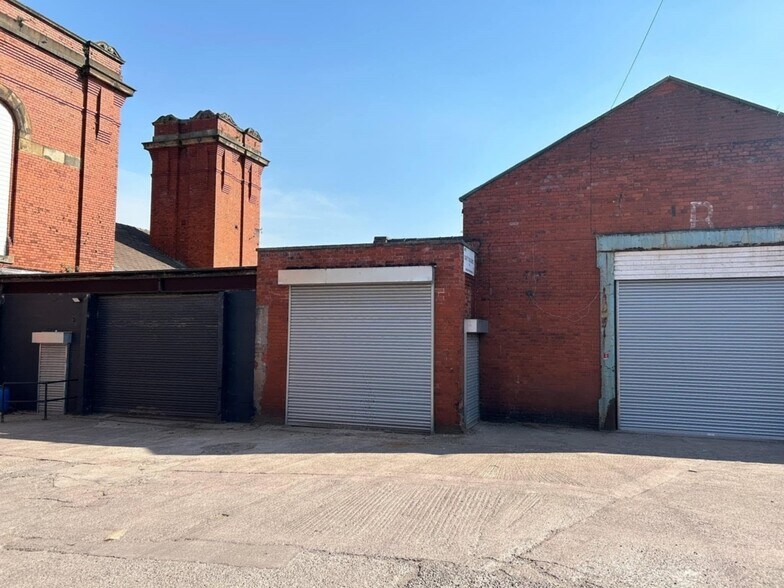 Broadstone Hall Rd S, Stockport à vendre - Photo du bâtiment - Image 1 de 1