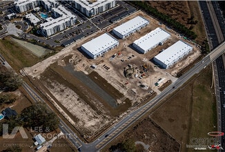 1233 S Binion Rd, Apopka, FL for lease Interior Photo- Image 2 of 6