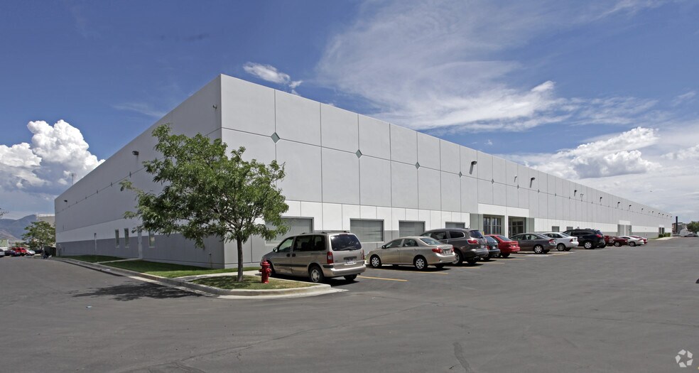 2440-2450 S 3600 W, Salt Lake City, UT à louer - Photo principale - Image 1 de 9