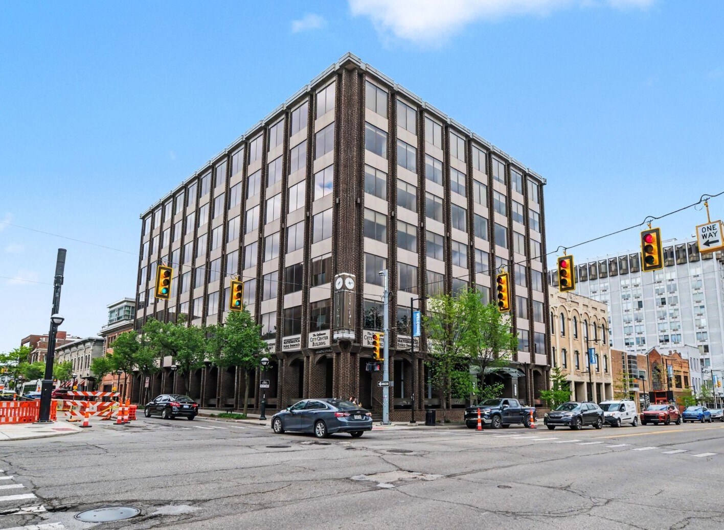 220 E Huron St, Ann Arbor, MI for lease Interior Photo- Image 1 of 7