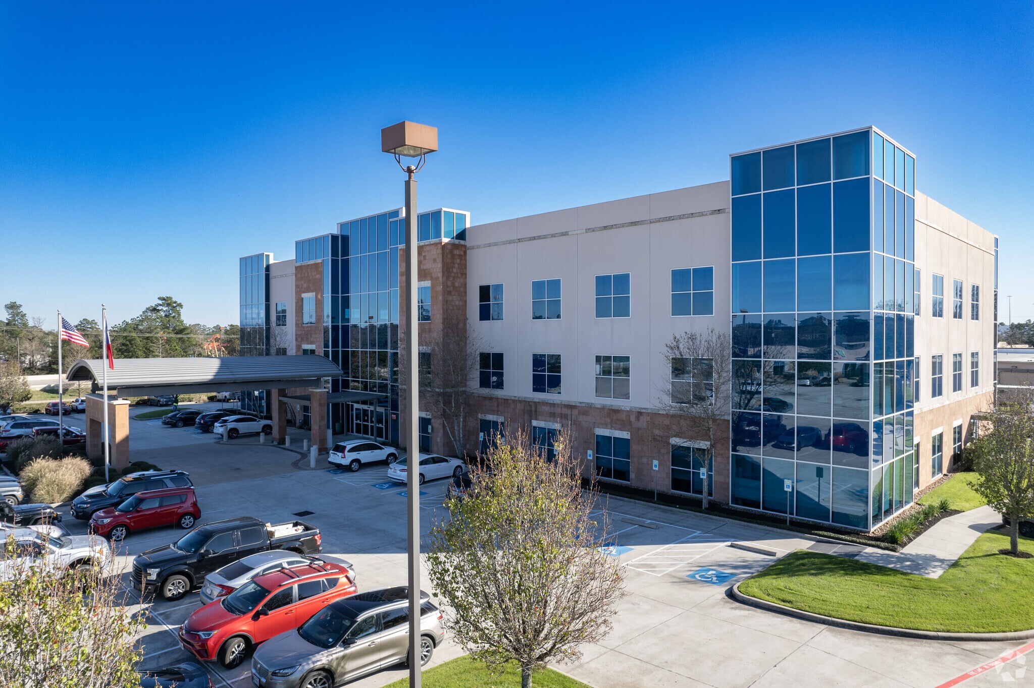 4015 Interstate 45 N, Conroe, TX à louer Photo du bâtiment- Image 1 de 7