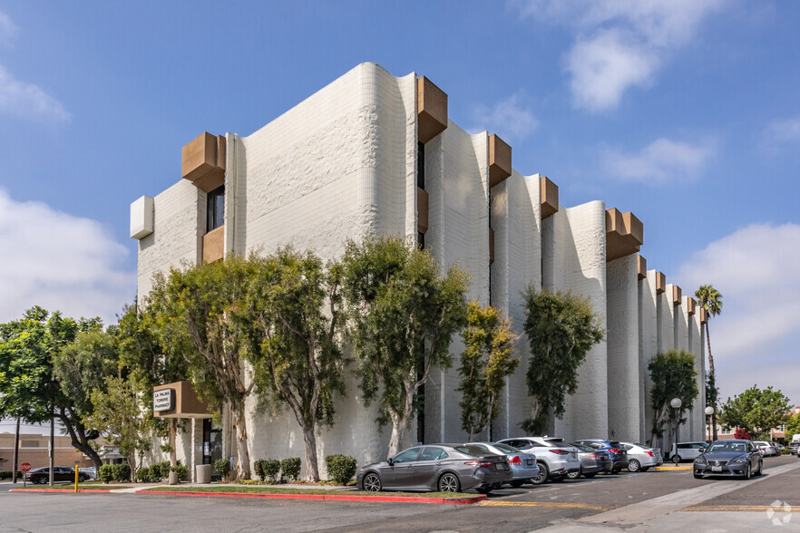 5451 La Palma Ave, La Palma, CA for lease - Building Photo - Image 3 of 5