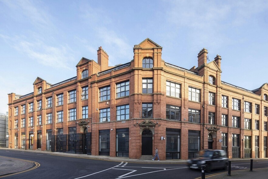 Ducie St, Manchester for lease - Building Photo - Image 2 of 11