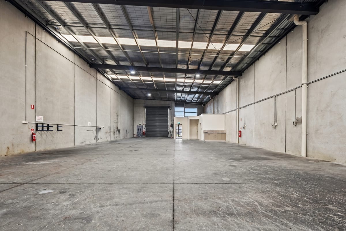 45 Gwen Rd, Cranbourne West for lease Interior Photo- Image 1 of 6