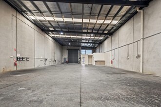 45 Gwen Rd, Cranbourne West for lease Interior Photo- Image 1 of 6