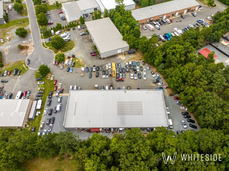 5923 Stockbridge Dr, Monroe, NC à louer - Photo du bâtiment - Image 3 de 3