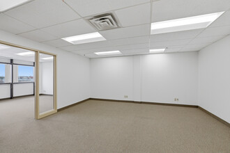 9801 S Dupont Ave, Bloomington, MN à louer Photo intérieure- Image 1 de 15