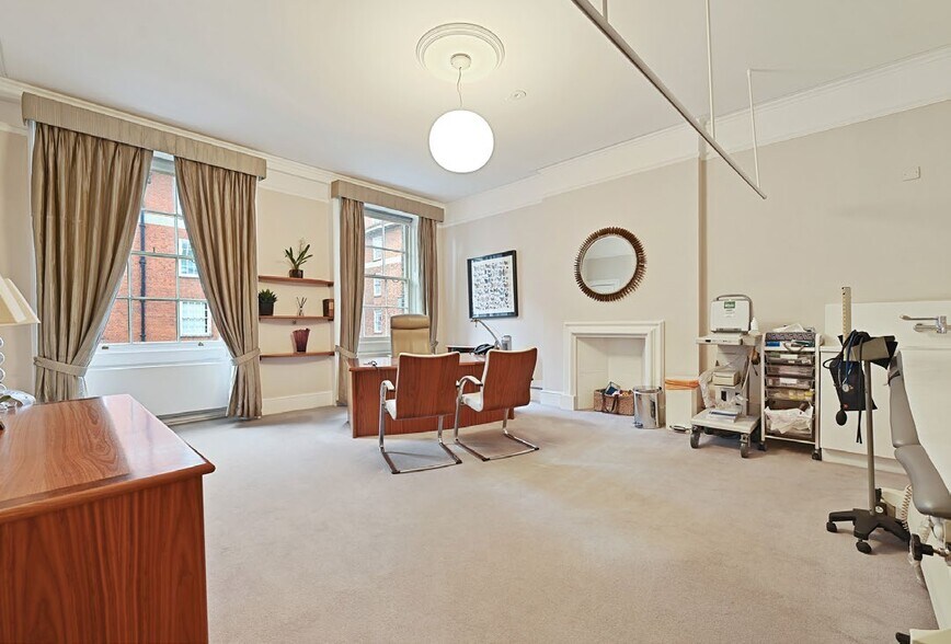 148 Harley St, Londres à vendre - Photo intérieure - Image 3 de 9