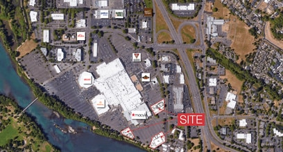 293 Valley River Ctr, Eugene, OR for lease Building Photo- Image 2 of 3