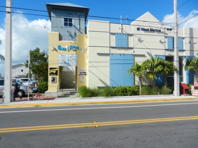 951-955 Caroline St, Key West, FL for lease - Building Photo - Image 3 of 11