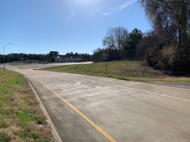 155 N State Highway 155, Palestine, TX à vendre Photo du bâtiment- Image 1 de 23