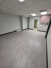 4102 Woodlawn Ave, Pasadena, TX à louer Photo intérieure- Image 2 de 5