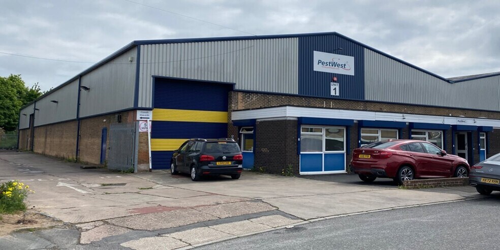 Sandbeds Trading Estate, Ossett à louer - Photo du bâtiment - Image 2 de 3
