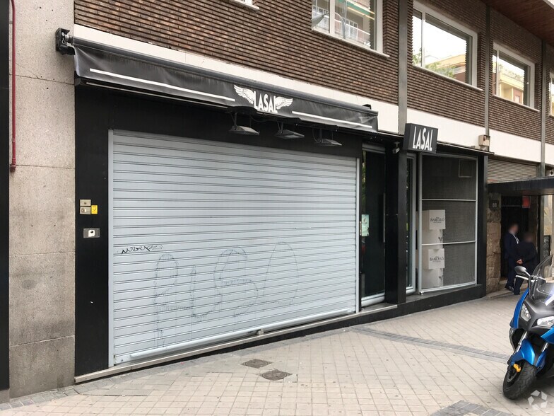 Calle de Guzmán el Bueno, 98, Madrid, Madrid à louer - Photo du bâtiment - Image 2 de 9