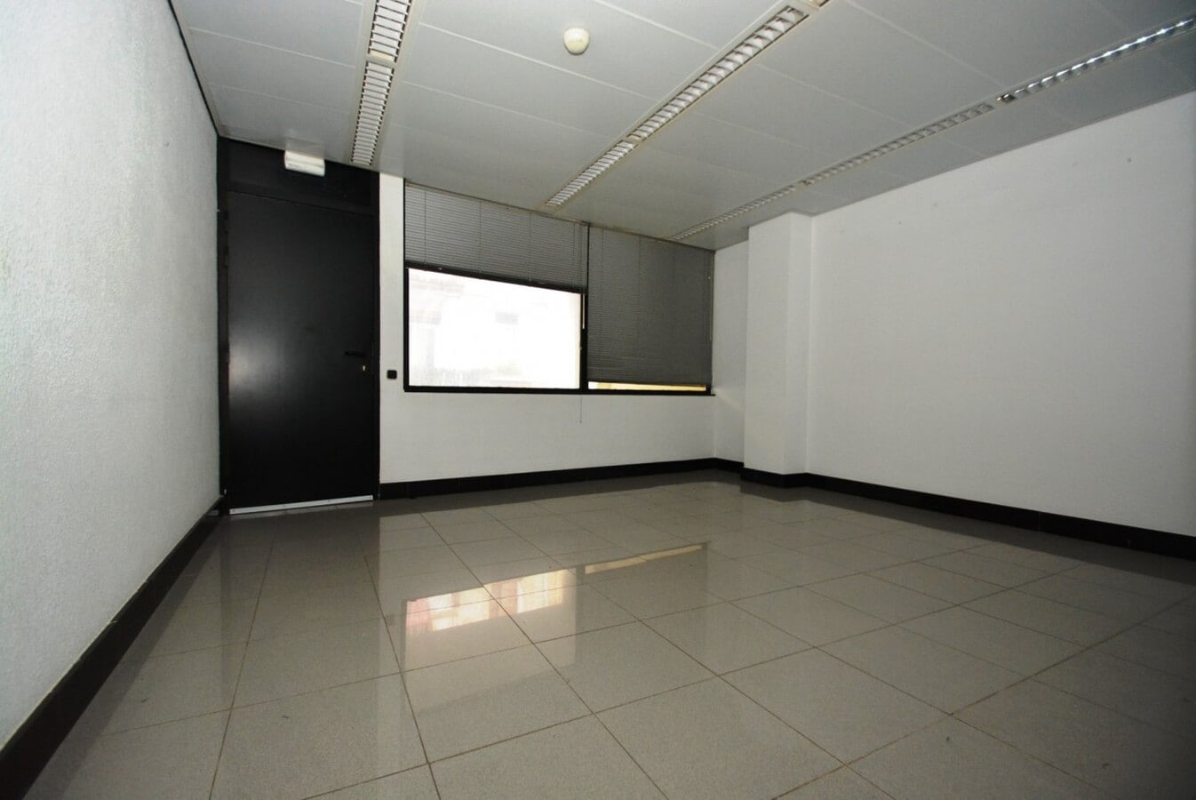 Rambla de Sant Isidre, Igualada, BAR 08700 -  -  - Photo intérieure - Image 1 of 12