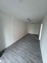 7403 NW 7th St, Miami, FL à louer Photo intérieure- Image 1 de 4