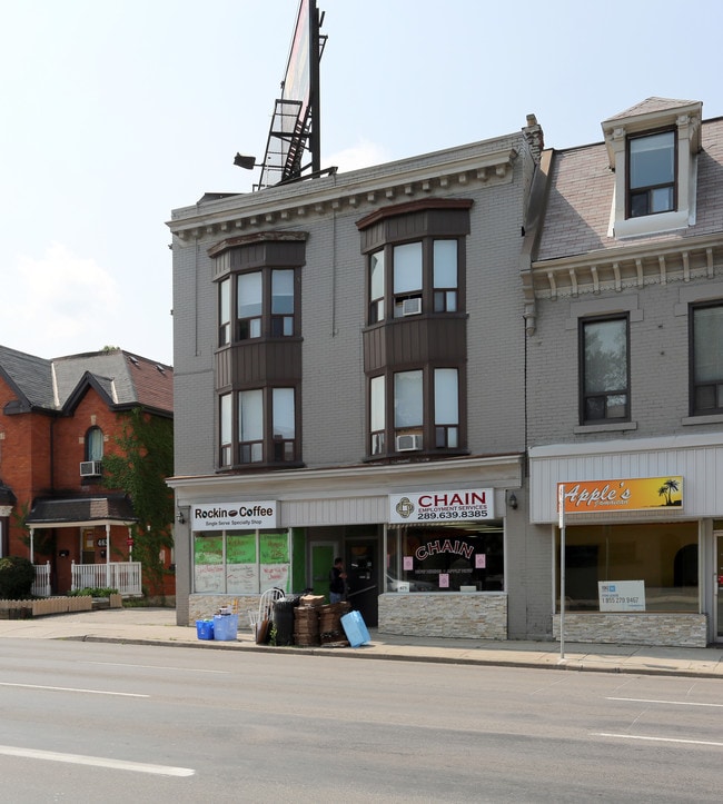 More details for 467-471 King St W, Hamilton, ON - Retail for Lease